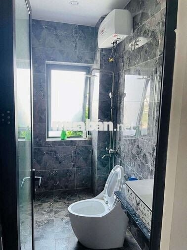 Cho thuê nhà 3 tầng mt khi nam việt á,Ngũ Hành Sơn