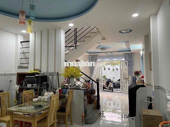chính chủ bán nhà 1 lầu đẹp 5x20m Shr gần chợ Ba Bầu Tô Ký vào 100m