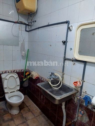 Cho thuê căn hộ tầng 2 -31 Nguyễn Công Trứ, gần đầu Lò Đúc