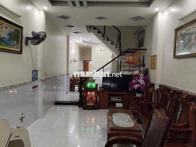 Cho thuê nhà gần trường cấp 1,2 Đông Hoà, Dĩ An
