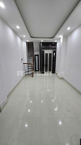 6 Tầng thang máy xây mới tại 766 Đê La Thành  33m2 Full đồ, mới, SĐ