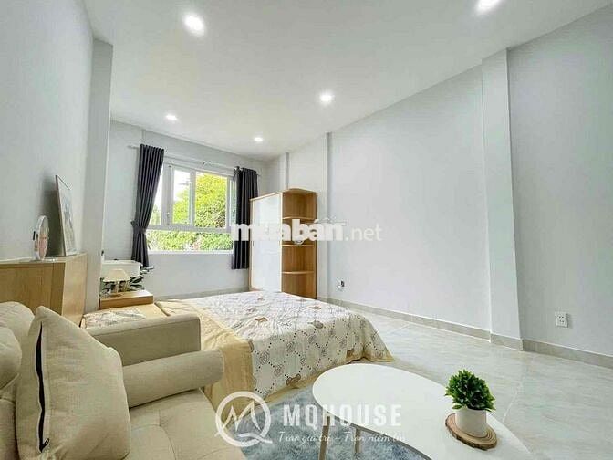 CHDV full nội thất tách bếp ban công, cửa sổ cực thoáng ngay chợ PVH