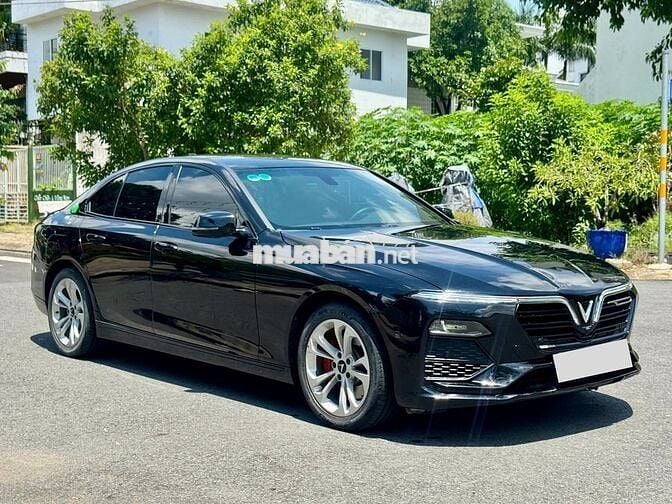 VinFast Lux A2.0 2021 2.0 AT - 27000 km