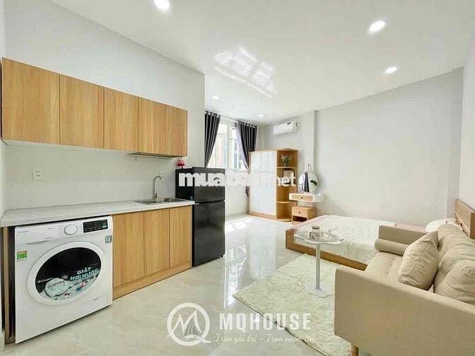 CHDV full nội thất tách bếp ban công, cửa sổ cực thoáng ngay chợ PVH