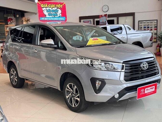 Toyota Innova 2024 E 2.0 Số sàn xe gia đình đi kĩ