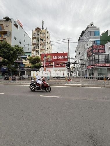 CHO THUÊ NHÀ GÓC 3 MẶT TIỀN ĐƯỜNG LÊ VĂN QUỚI – VỊ TRÍ ĐẮC ĐỊA
