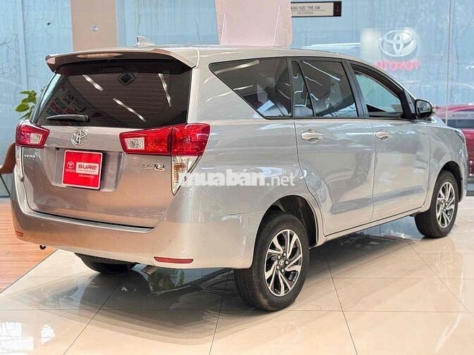 Toyota Innova 2024 E 2.0 Số sàn xe gia đình đi kĩ