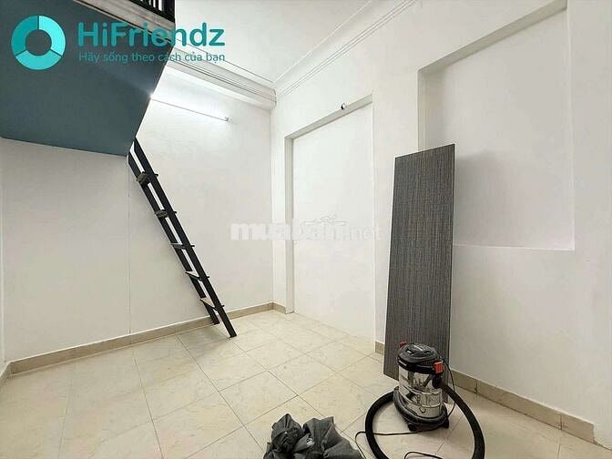 MỚI XÂY FULL NỘI THẤT NGAY ĐH VĂN HIẾN VÀ HUIT CHỈ 3TR8