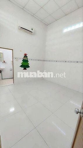 CHO THUÊ NHÀ - TRỤC CHÍNH HẺM 115 ĐƯỜNG CMT8 - 3 PHÒNG NGỦ- 2 MÁY LẠNH