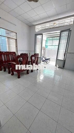 CHO THUÊ NHÀ - TRỤC CHÍNH HẺM 115 ĐƯỜNG CMT8 - 3 PHÒNG NGỦ- 2 MÁY LẠNH