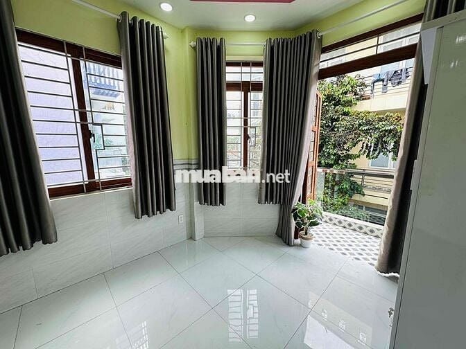 phòng gác, bancol full nội thất sát bên cầu Phú Mỹ, Phú Mỹ Hưng