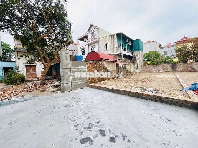 Bán 3 lô mới nguyên khê ô tô đỗ cửa giáp đường liên xã giáp cả cao tốc