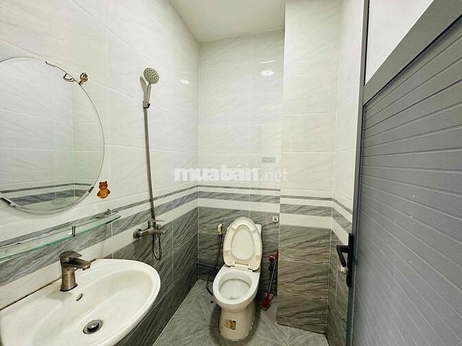 phòng gác, bancol full nội thất sát bên cầu Phú Mỹ, Phú Mỹ Hưng
