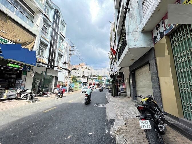 Mặt Tiền Đường Ba Vân Ngay Ngã Ba, Diện Tích Ngang 8m.