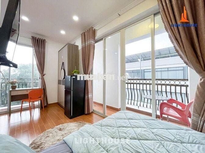 CHO THUÊ CĂN HỘ BAN CÔNG FULL NỘI THẤT GẦN CÔNG VIÊN HOÀNG VĂN THỤ