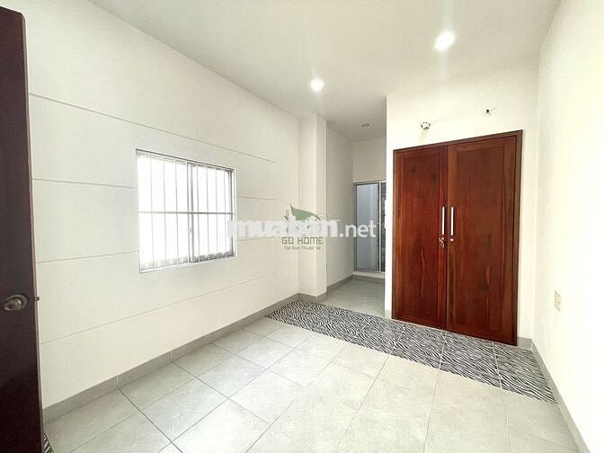 CHO THUÊ NHÀ 3 TẦNG MẶT TIỀN GẦN CHỢ ĐẦM – 15 TRIỆU/THÁNG