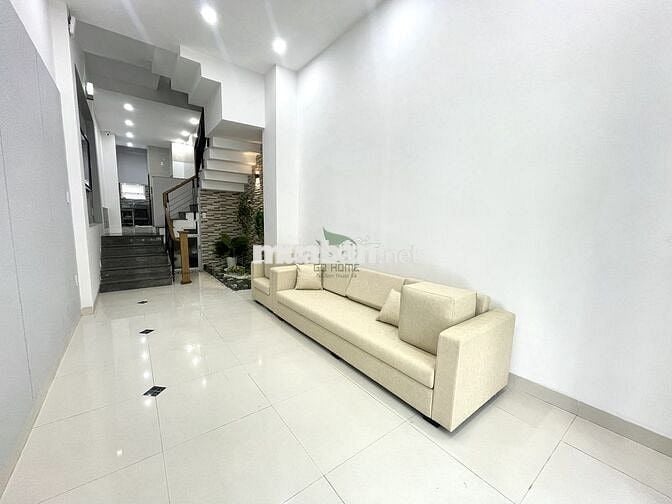 CHO THUÊ NHÀ 3 TẦNG MẶT TIỀN GẦN CHỢ ĐẦM – 15 TRIỆU/THÁNG