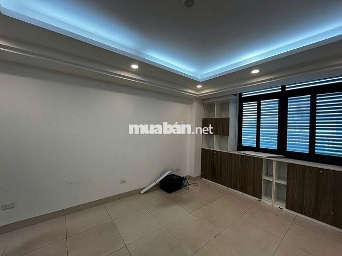 Cho thuê văn phòng tại Ngõ 7, Đường Vạn Xuân, Hoài Đức, 15 triệu,150m2