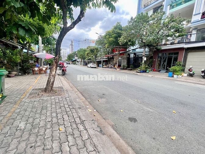 MẶT BẰNG KINH DOANH ĐƯỜNG LỚN, CÓ TOLET RIÊNG, LÝ PHỤC MAN QUẬN 7