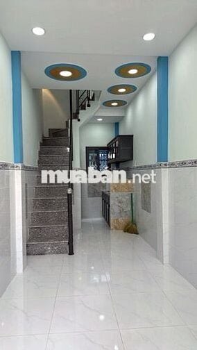 Nhà Gò Vấp giá rẻ Nguyễn Thái Sơn P.7 ngang 2,6m dài 8m 3 tầng HC đủ.
