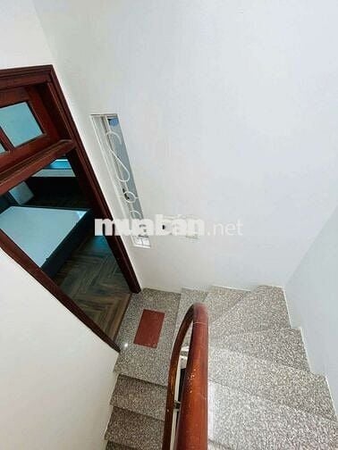 Chính chủ gửi bán, Yên Hòa, 30m2, 5 tầng, mặt tiền 4m, giá 7,75 tỷ