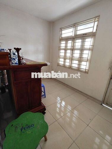 NHÀ 2LẦU SÁT PHẠM VĂN ĐỒNG, 4,2X17M 3PN 3WC FULL NỘI THẤT, SÂN ĐẬU OTO