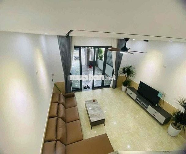 bà chị mình cần bán gấp nhà ;đường phước lý 12 ( khu đô thị phước lý )