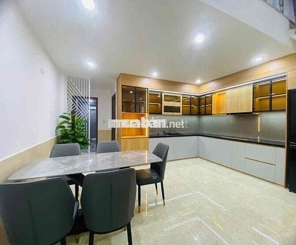 bà chị mình cần bán gấp nhà ;đường phước lý 12 ( khu đô thị phước lý )