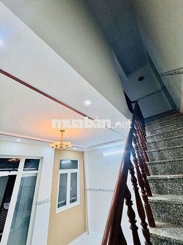 Nhà 1T, 1 lầu, MT đường Thạnh Lộc 29, gần Chợ cầu Đồng, Dt: 6mx13m,