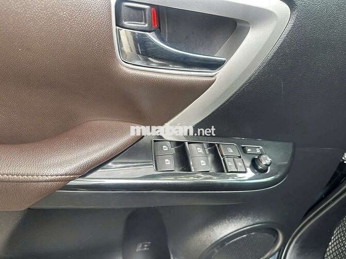 Chính chủ bán fortuner 2018 AT 2.8V 4X4 - 97000 km