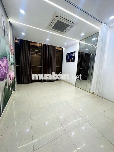 Cho thuê nhà 84B Nguyễn Văn Thương, Phường 25, Quận Bình Thạnh
