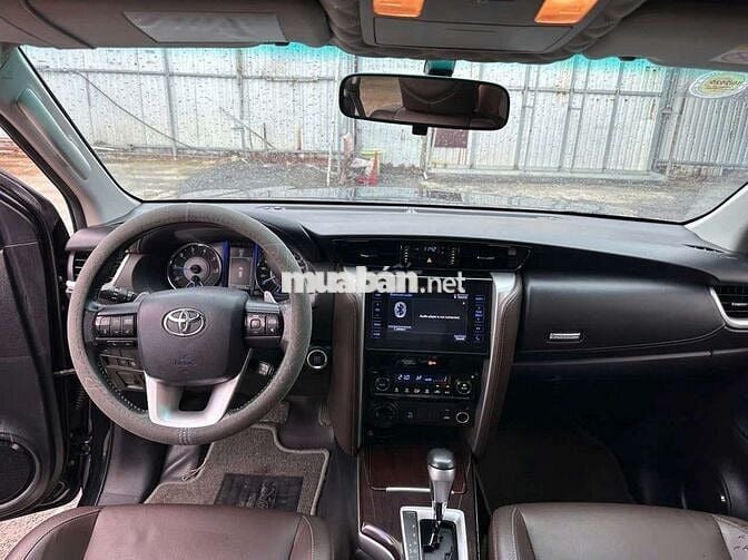 Chính chủ bán fortuner 2018 AT 2.8V 4X4 - 97000 km