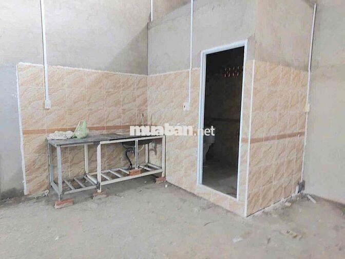 KHO GIÁ RẺ TX14. 300M2. PHÙ HỢP LÀM KHO, GIA CÔNG,VĂN PHÒNG …