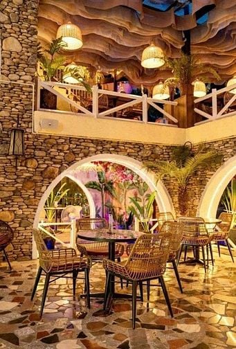 BÁN BIỆT THỰ 320m, 3 MẶT TIỀN,NGUYỄN GIA TRÍ, BÌNH THẠNH GIÁ 110 TỶ.TL