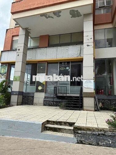 cho thuê MB trương đình hội p16q8 DT160m giá 25tr