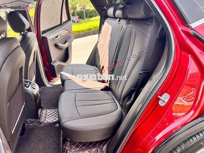 Xe VinFast Lux SA 2.0 Plus 2.0 AT 2021