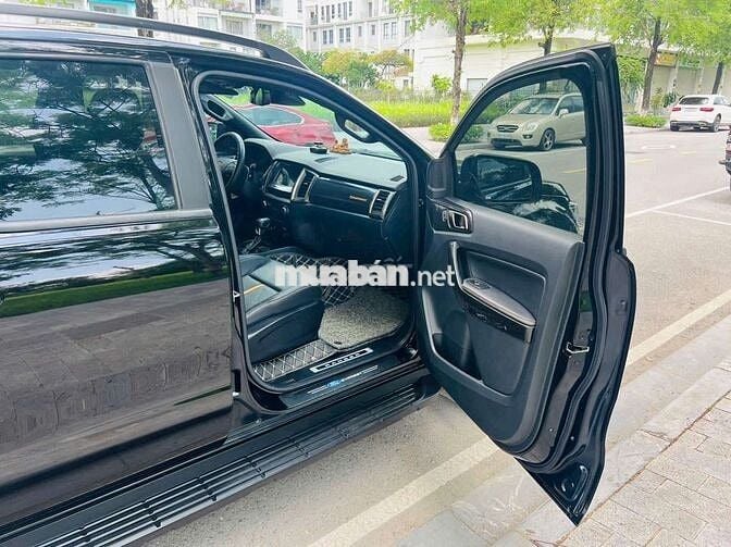 TÔI CẤN BÁN CHIẾC XE Ford Wildtrak 2.0L 4x4 AT