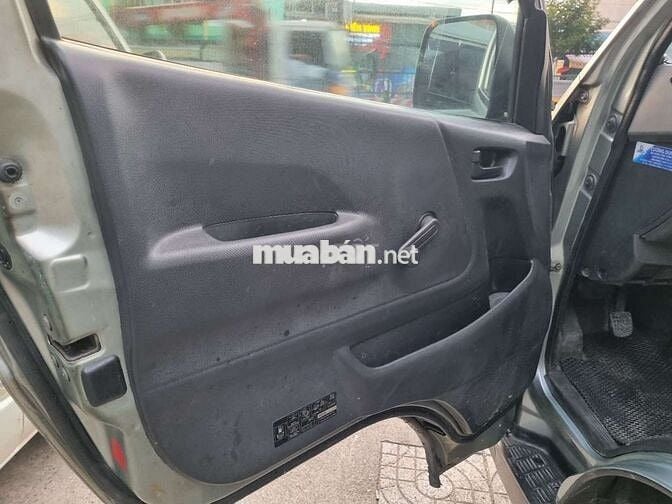 TOYOTA HIACE AMBULANCE 2011 DẦU