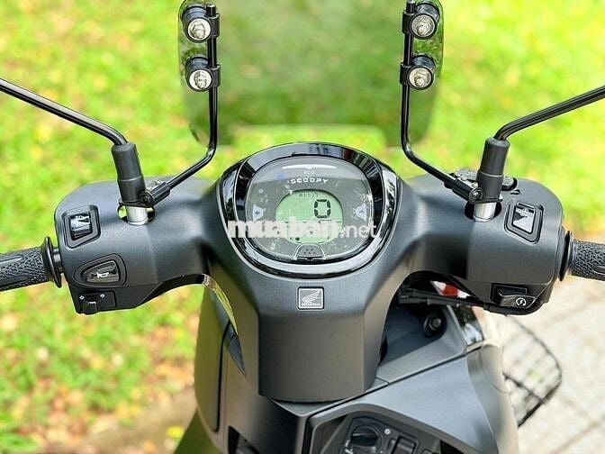 Scoopy dki 8.2025 đi 500 cây, sẵn lun đồ chơi ạ