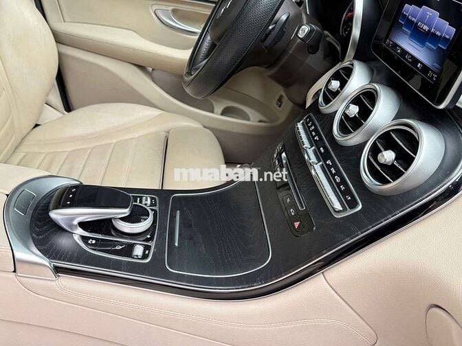 Bán Mercedes-Benz GLC 300 4MATIC 2016 đi 77383 km