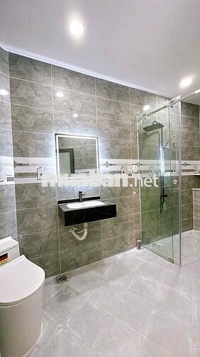 NHÀ MỚI Q4 KDC HH ĐƯỜNG TÔN THẤT THUYẾT Phường XÓM CHIẾU QUẬN 4
