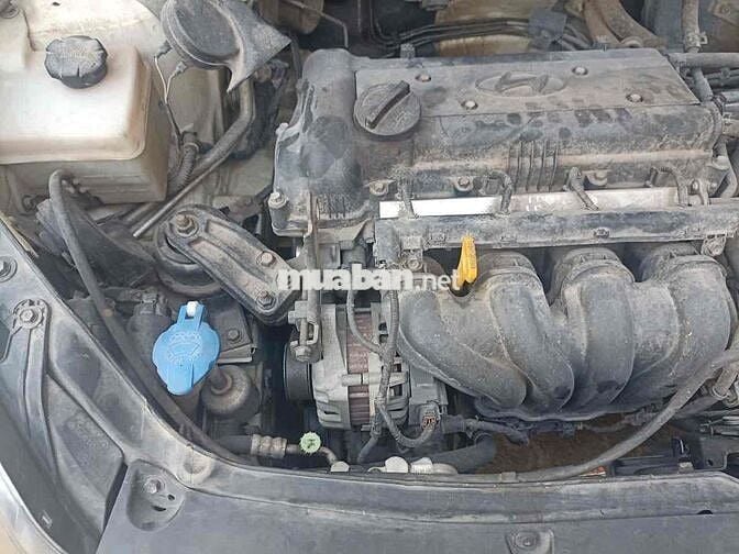 Hyundai i20 2011 1.4 AT - 149000 km