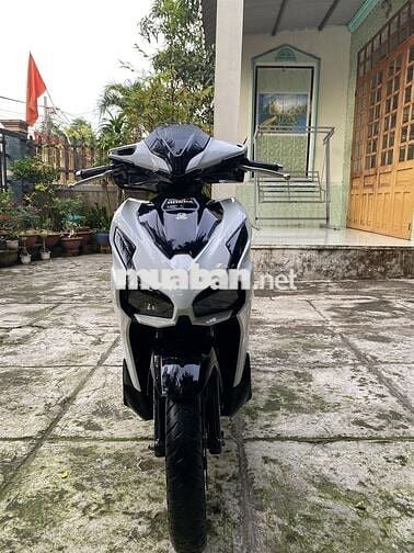 Đổi xe nên bán. Xe chính chủ mình đứng tên