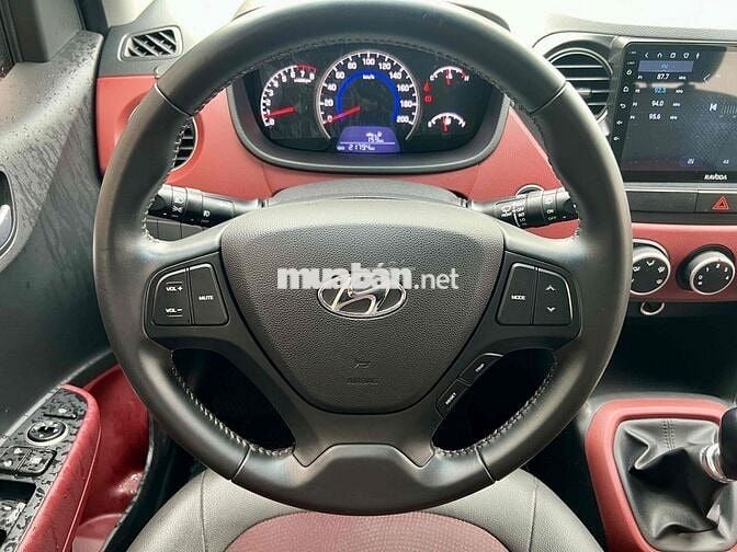 i10 Hatchback 1.2MT full ODO 21.000km NHƯ MỚI