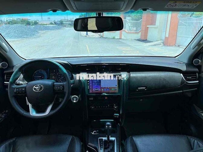 Toyota Fortuner 2023 2.4L 4x2 AT - 68000 km