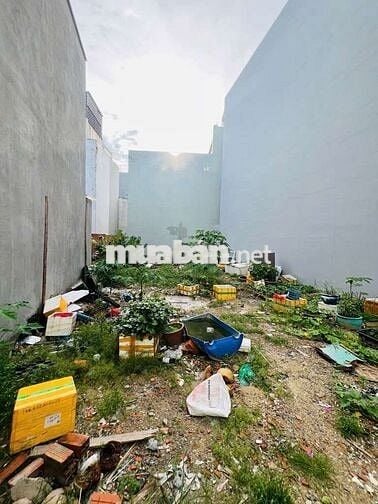 BÁN ĐẤT THỔ CƯ 97M2 - 6x18 - KHU PHÂN LÔ CHIẾN LƯỢC P.BTĐ CHỈ 4,5TỶ TL
