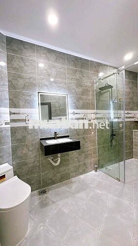 NHÀ MỚI Q4 KDC HH ĐƯỜNG TÔN THẤT THUYẾT Phường XÓM CHIẾU QUẬN 4