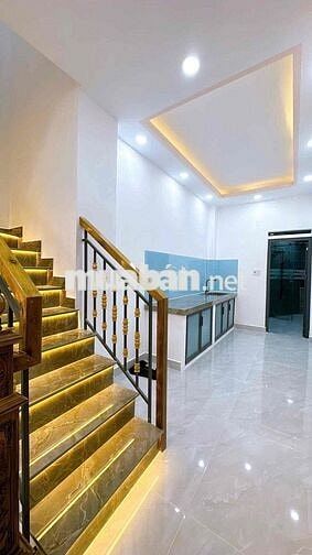 NHÀ MỚI Q4 KDC HH ĐƯỜNG TÔN THẤT THUYẾT Phường XÓM CHIẾU QUẬN 4