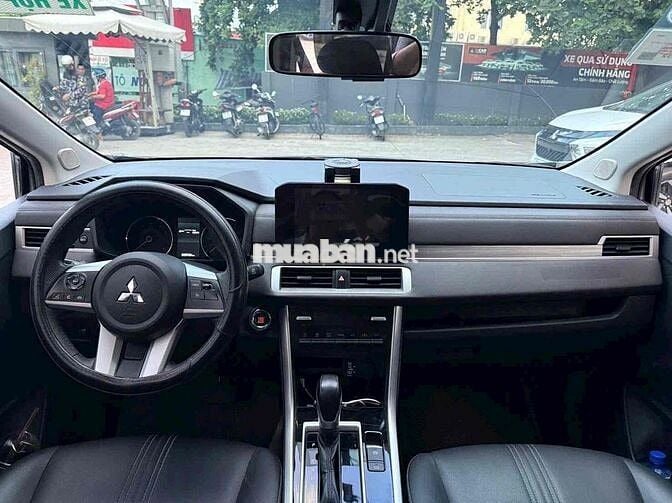 Mitsubishi Xpander 2024 Premium 1.5 AT - 29000 km