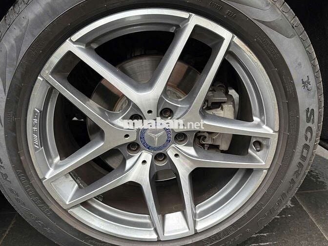 Bán Mercedes-Benz GLC 300 4MATIC 2016 đi 77383 km